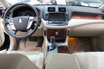 丰田皇冠2012款V6 2.5L Royal Saloon尊贵版 