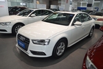 奥迪A4L2013款35 TFSI(2.0T)自动标准型