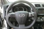 丰田RAV42013款特享版 2.4L 自动四驱尊崇 