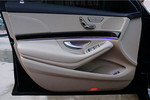 奔驰S级2014款S320L 商务型 点击看大图