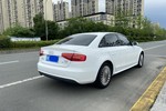 奥迪A4L2015款35 TFSI 自动舒适型