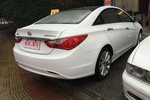 现代索纳塔八2011款2.0L 自动至尊版
