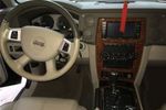 Jeep指挥官2008款5.7L HEMI