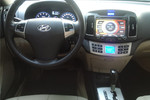 现代悦动2011款1.6L 自动顶级型