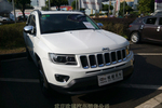 Jeep指南者2014款改款 2.4L 四驱舒适版