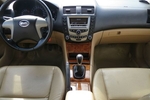 比亚迪汽车 F6 2009款 2.0 手动 舒适型 新财富版 三厢 点击看大图