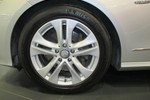 奔驰 E级 2011 E260L CGI时尚型(加长版) 点击看大图