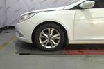 现代索纳塔八2013款2.0L 自动领先版