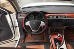 众泰T6002014款1.5T 手动精英型