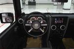 Jeep牧马人四门版2010款3.8L 撒哈拉