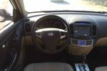 现代悦动2011款1.6L 自动豪华型