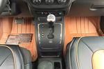 Jeep自由客2014款2.4L 蛇形珍藏版