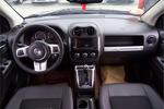 Jeep指南者2014款2.4L 四驱运动版