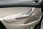 标致4082011款1.6L 手动 舒适版