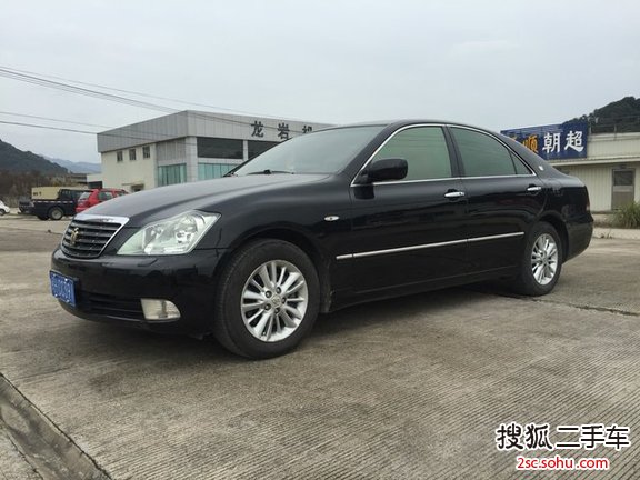 丰田皇冠2005款3.0L Royal Saloon G