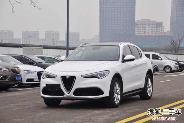 阿尔法罗密欧Stelvio2017款2.0T 280HP 豪华版