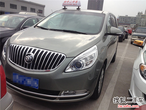 别克GL82013款3.0L GT豪华商务豪雅版