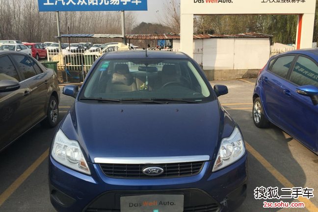 福特福克斯两厢2011款1.8L 手动舒适型