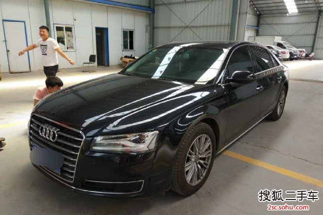 奥迪A8L2014款45 TFSI quattro舒适型