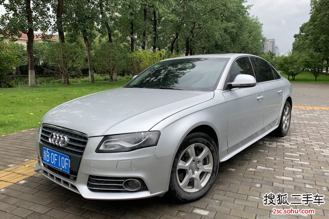 奥迪A4L2009款2.0TFSI 技术型