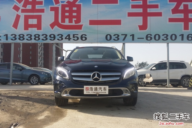 奔驰GLA级2015款GLA 260 4MATIC 