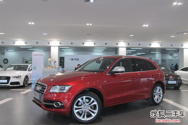 奥迪SQ52014款3.0TFSI quatrro