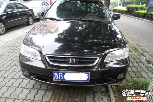 本田雅阁2003款2.0 EXi