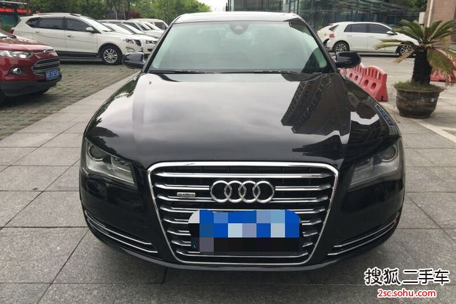 奥迪A8L2013款45 TFSI quattro舒适型