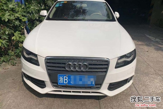 奥迪A4L2012款2.0TFSI 舒适型