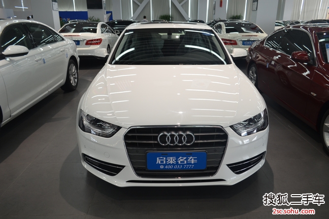 奥迪A4L2013款35 TFSI(2.0T)自动标准型