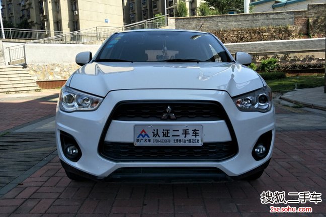 三菱新劲炫 ASX2013款2.0L 自动两驱豪华版