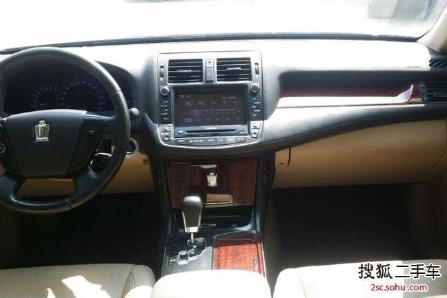 丰田皇冠2011款V6 2.5L Royal 真皮天窗特别版 