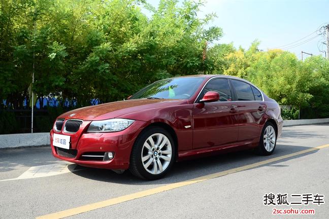 2010款宝马320,2021款宝马320 宝马3系2010款320i 豪华型