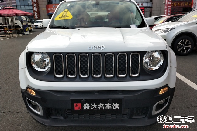 Jeep自由侠2017款180T 自动智能版