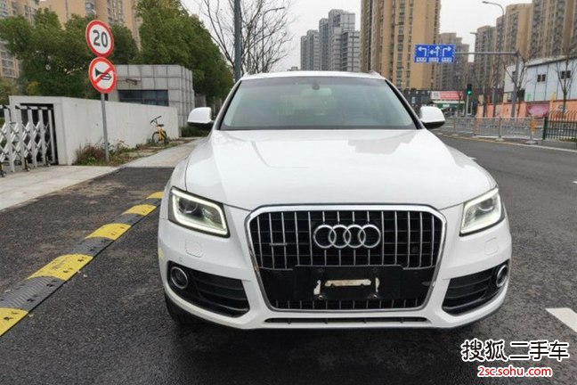 奥迪Q52015款40 TFSI 技术型