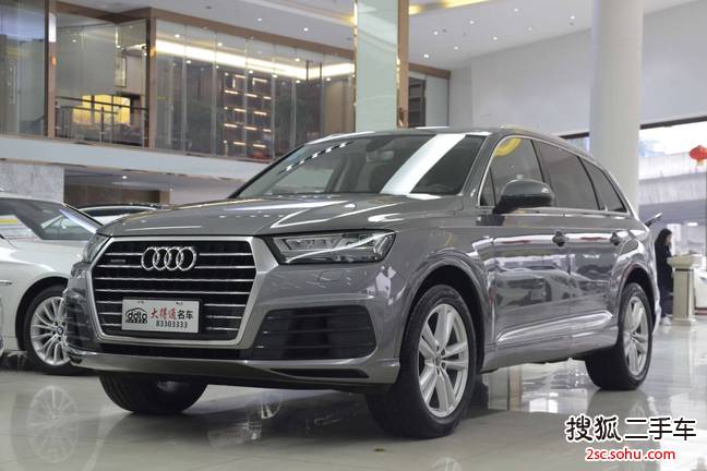 奥迪Q72016款40 TFSI S-Line运动型