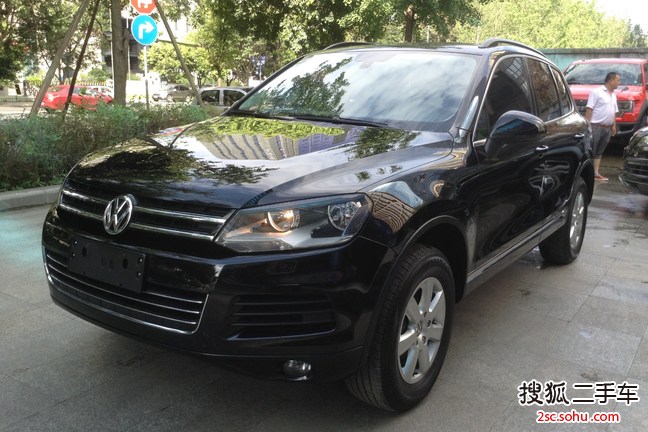 大众途锐2015款3.0TSI V6 标配型 