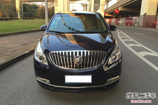 别克GL82011款全新款 3.0L XT 旗舰版