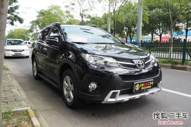 丰田RAV42013款2.5L 自动四驱精英版 