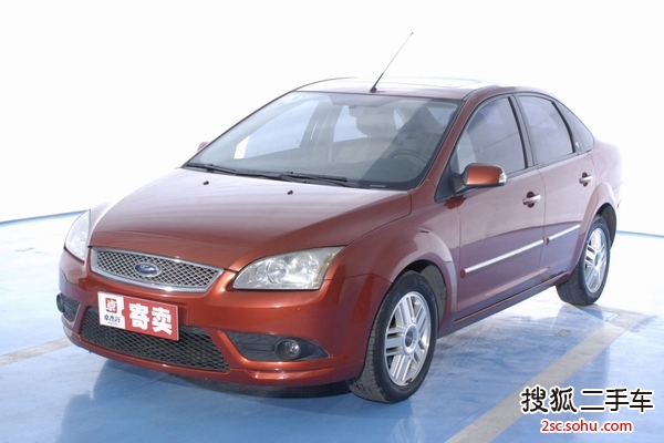 福特福克斯三厢2007款2.0L 自动豪华型