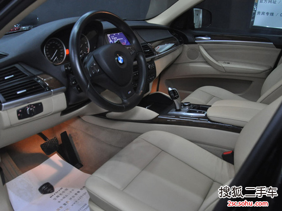宝马X62013款xDrive35i