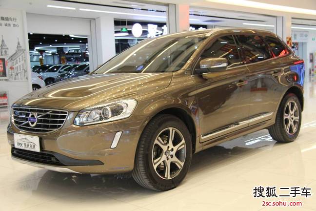 青岛-沃尔沃xc602016款2.0t t5 awd 智远版