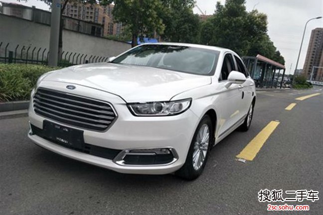 福特金牛座2018款EcoBoost 180 豪华型