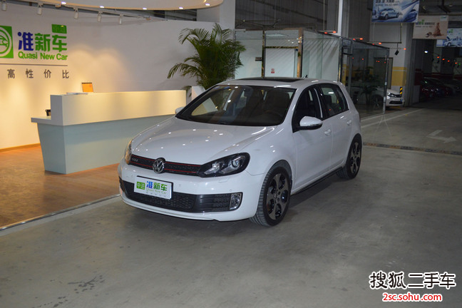 大众高尔夫GTI2012款2.0 TSI DSG 豪华版