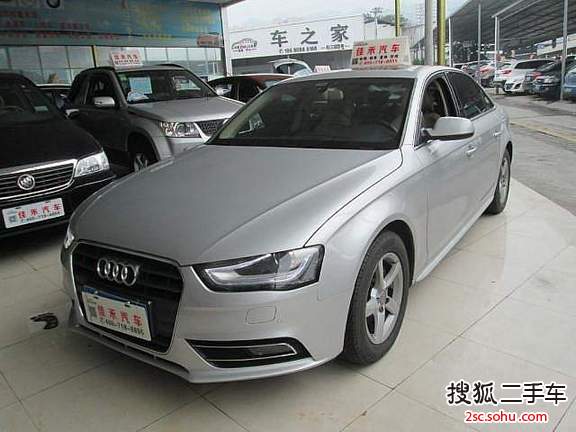 奥迪A4L2013款30 TFSI 自动舒适型