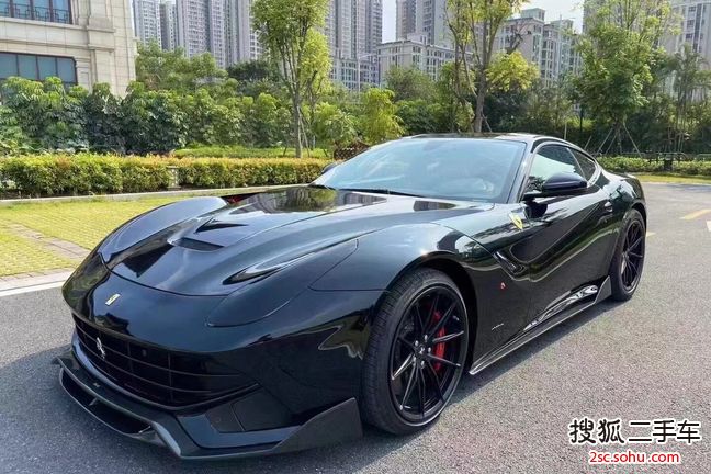 法拉利F12 berlinetta2013款6.3L 标准型