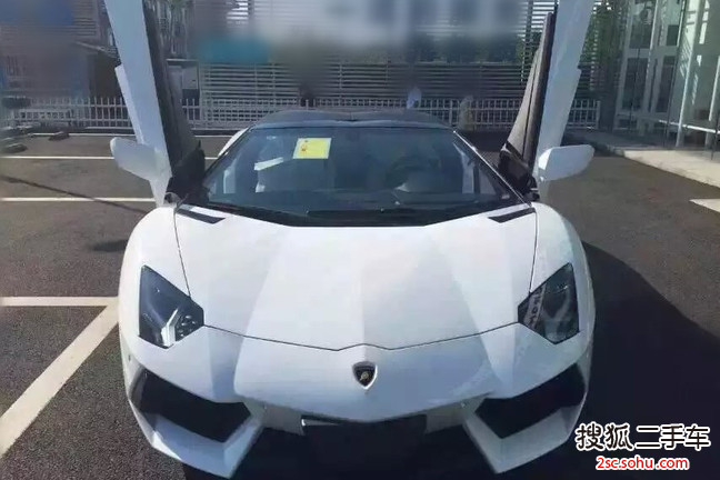 兰博基尼Aventador2013款LP700-4 敞篷版