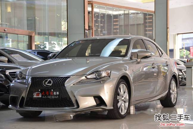 雷克萨斯is2015款200t f sport