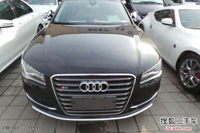 奥迪S82014款4.0TFSI quattro