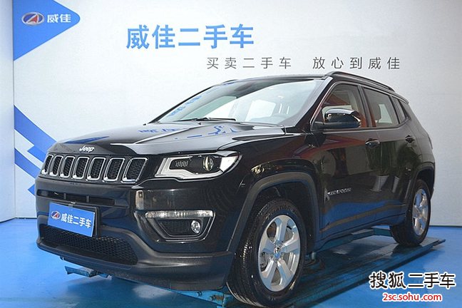 Jeep指南者2015款2.4L四驱舒适版